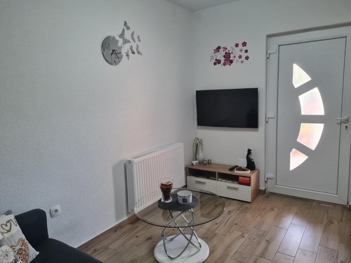 Apartman Ruza 克尔克 外观 照片